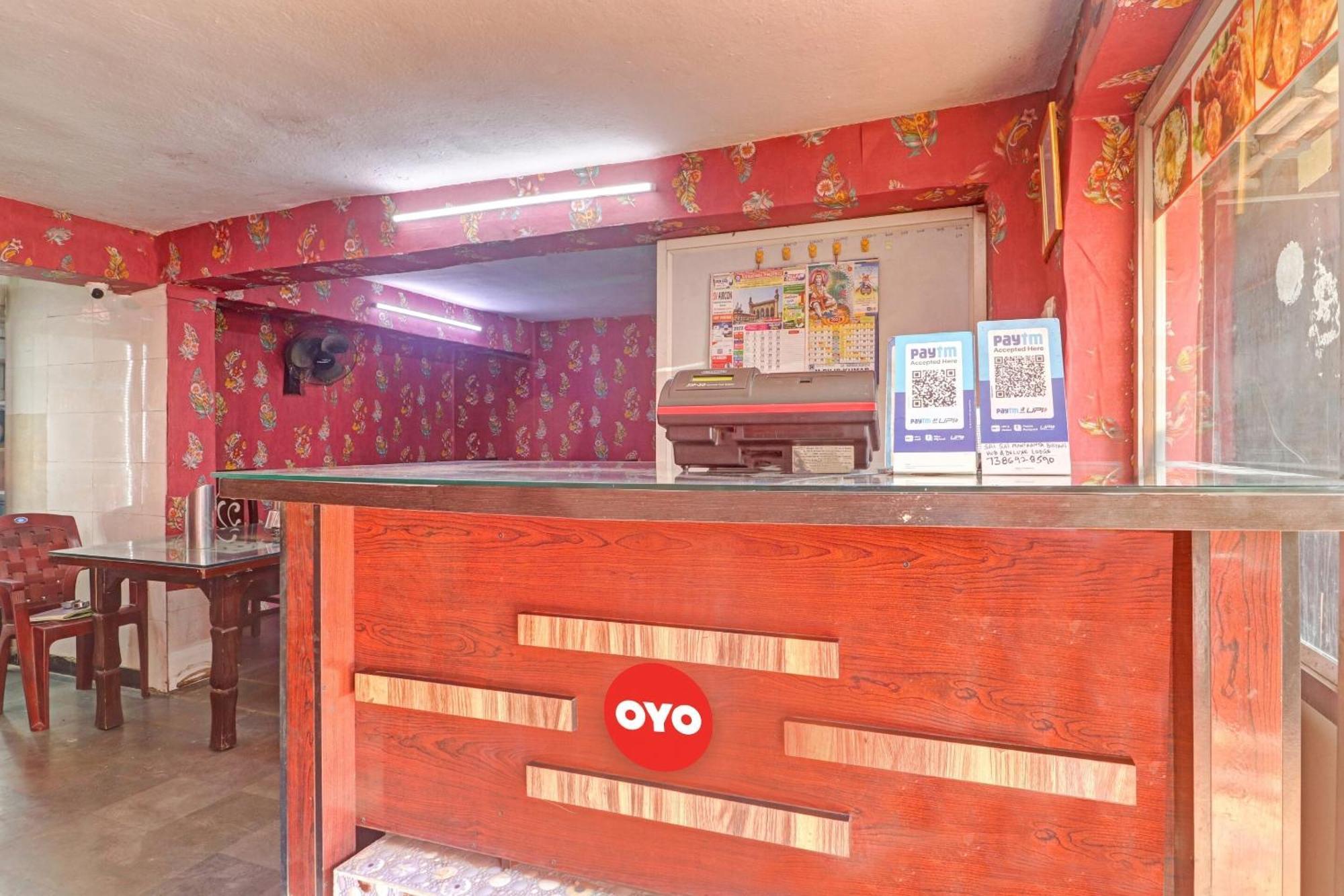 Oyo Flagship 81051 Sri Sai Manikanta Hotel Хидерабад Екстериор снимка